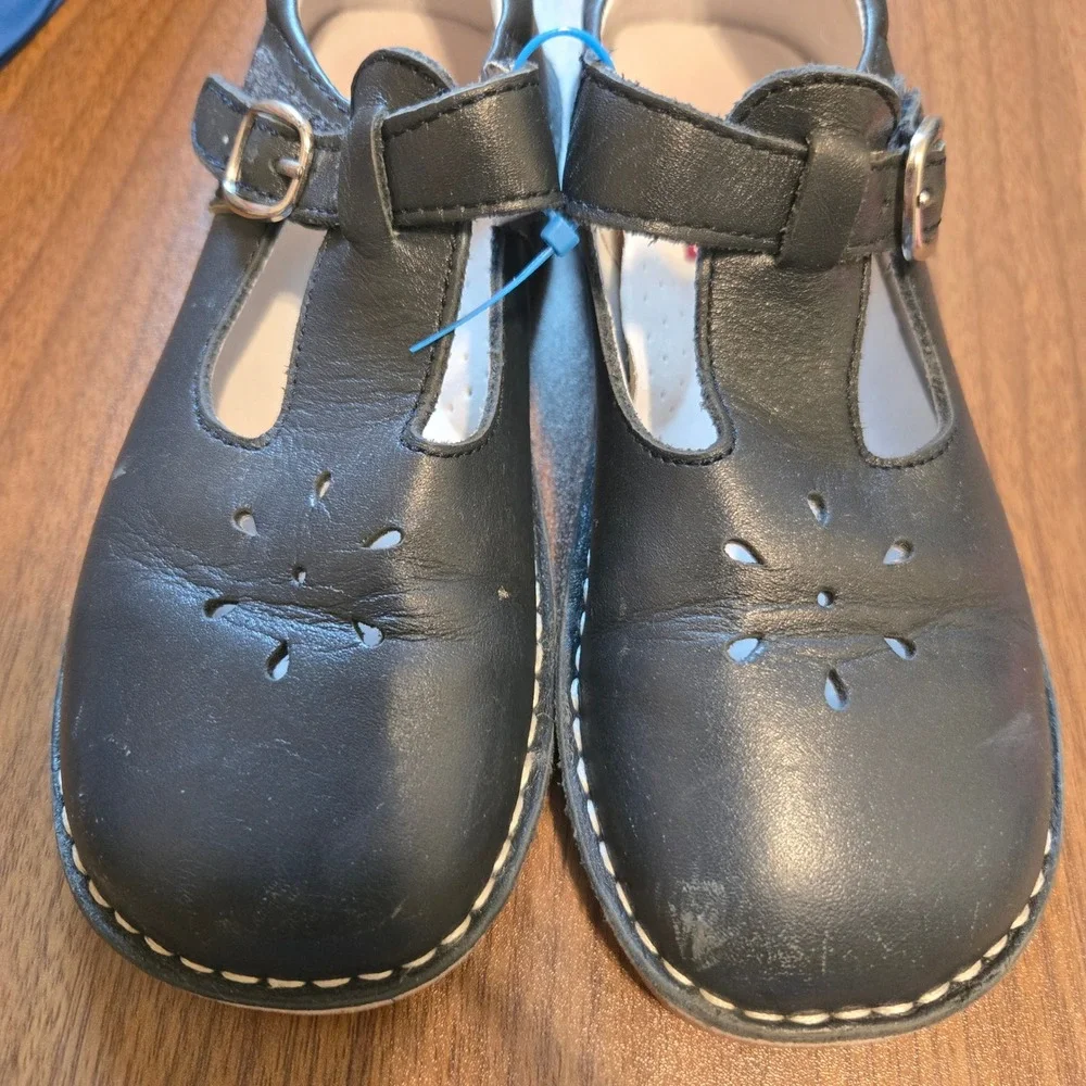 L'Amour Girls Navy Leather TStrap Mary Jane Shoes Floral Perforated Style 751 2Y